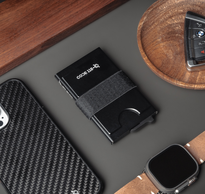 Best Gift for Husbands, Boyfriends, and Dads: Why Slim Minimalist Wallets Win Every Time