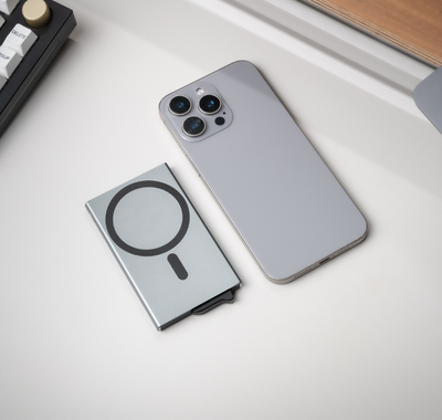 Last-Minute Christmas Gifts Under $100: Durable Aerospace-Grade Aluminum Wallets That Ship Fast