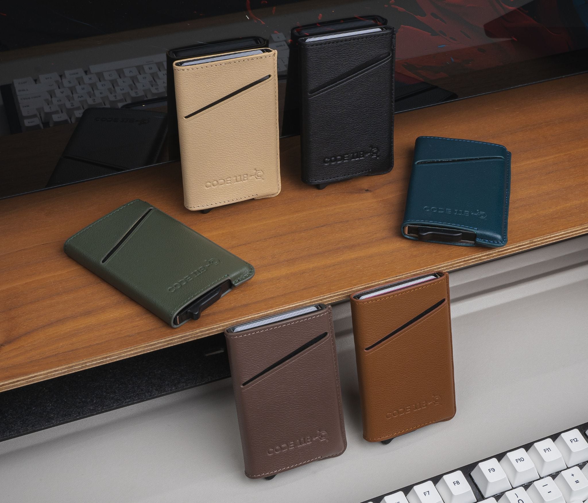 Leather Wallets: Are They Really Better? What You Need to Know – CODE 118