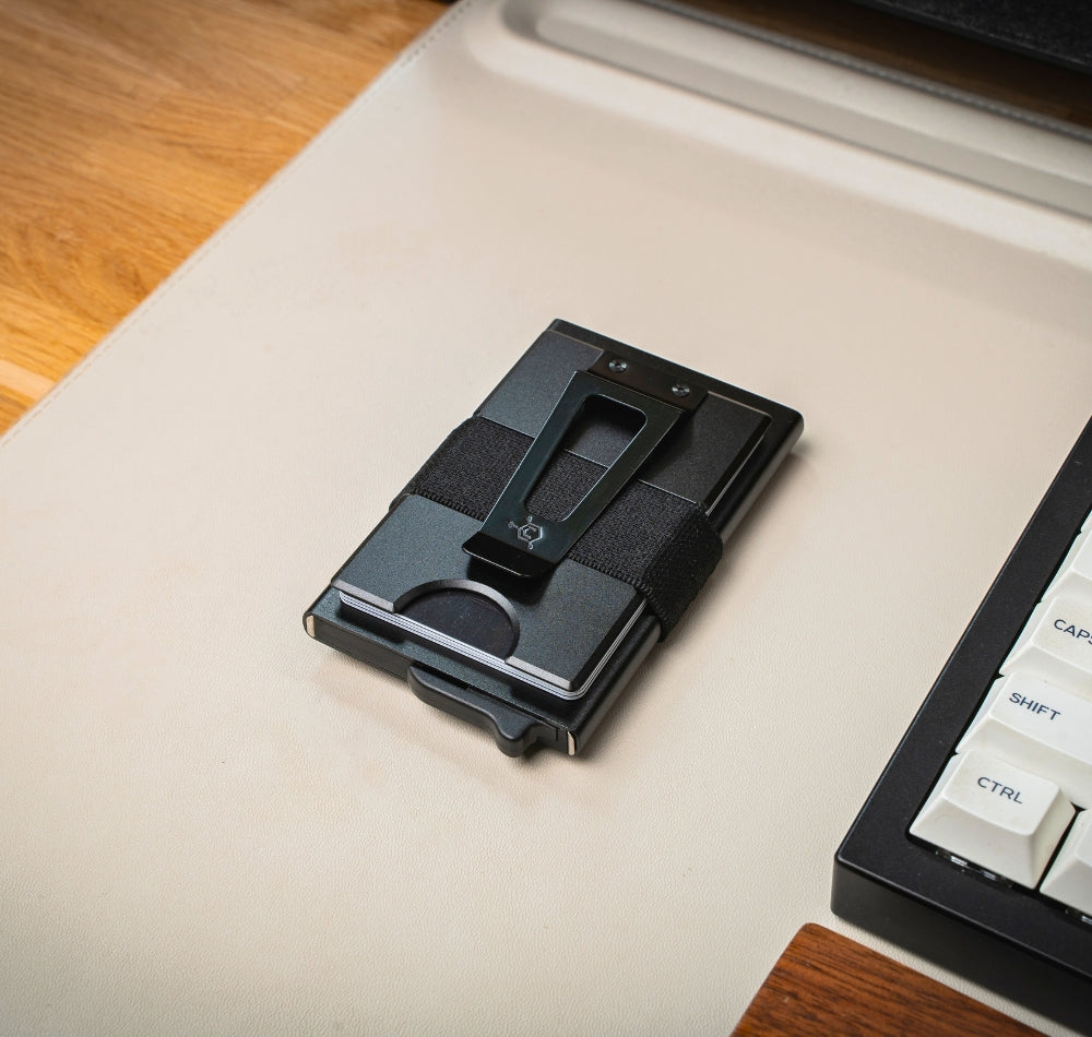 MODULAR BACKPLATE CASH CLIP – CODE 118