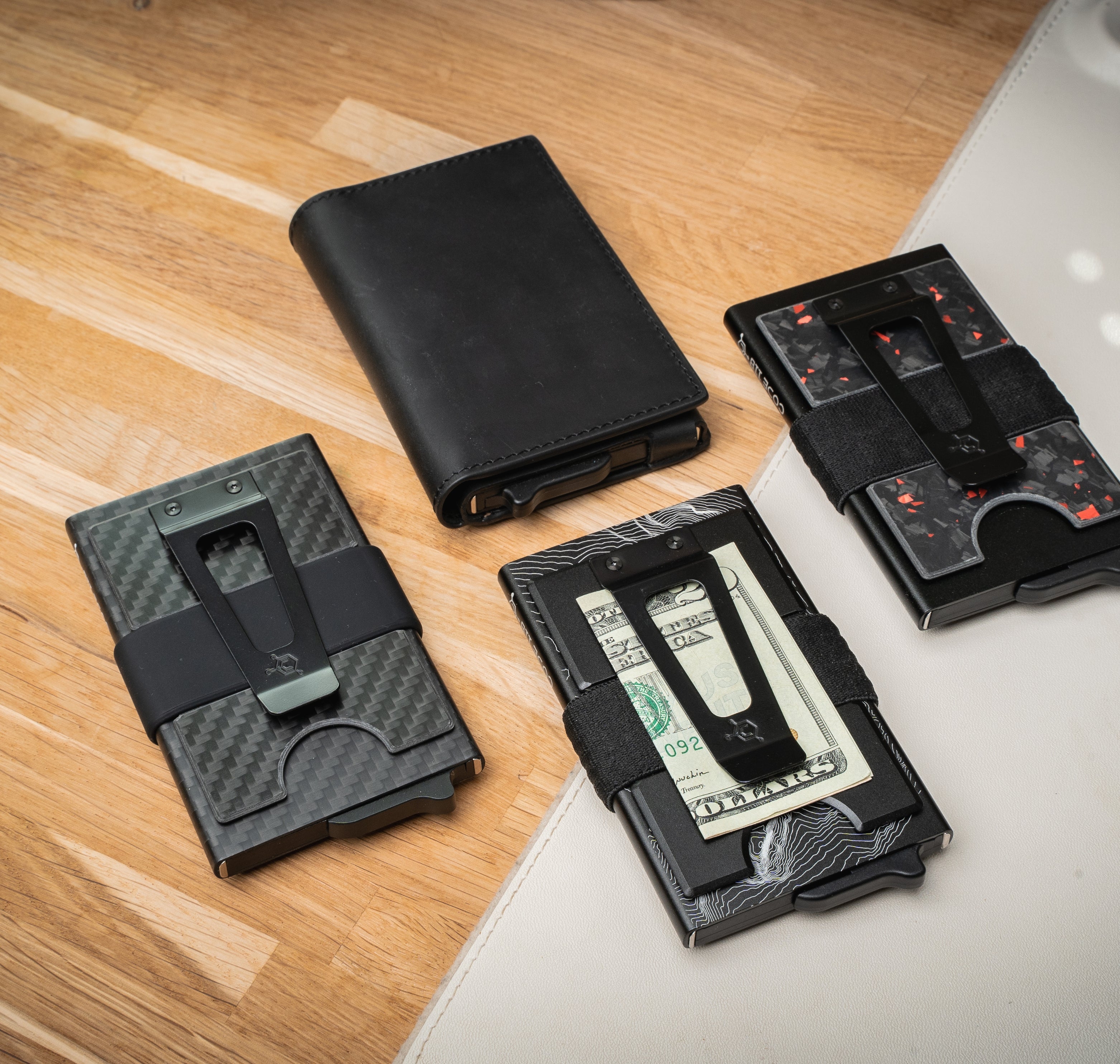 BI-FOLD LEATHER CASE – CODE 118