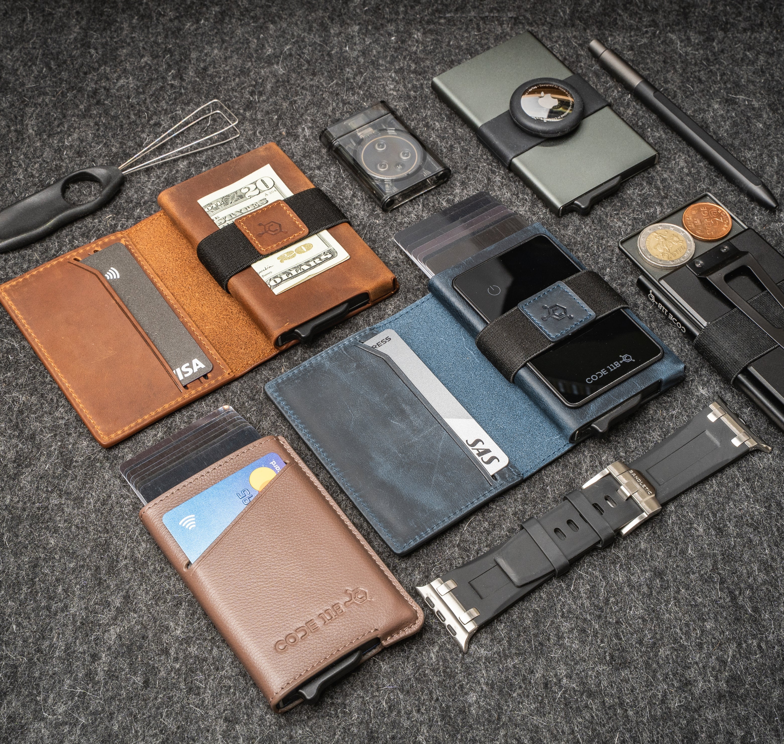 BI-FOLD LEATHER CASE – CODE 118